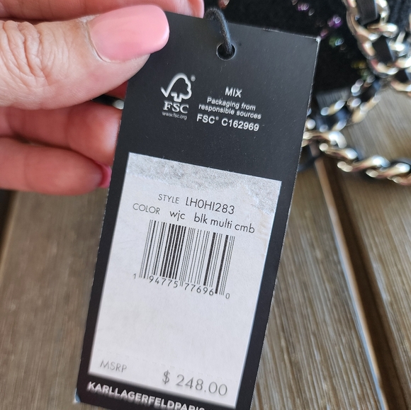 Black handbag - Picture 3 of 10